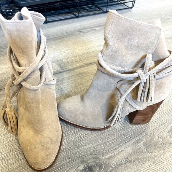 western style beige ankle boots - Picture 1 of 1